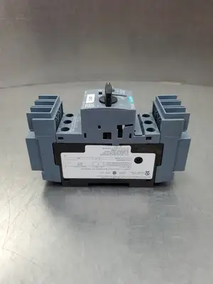 Used Siemens 3RV2711-1DD10 Motor Protector Circuit Breaker. Circuit Breakers South Carolina US | Palmetto Automation #1150708