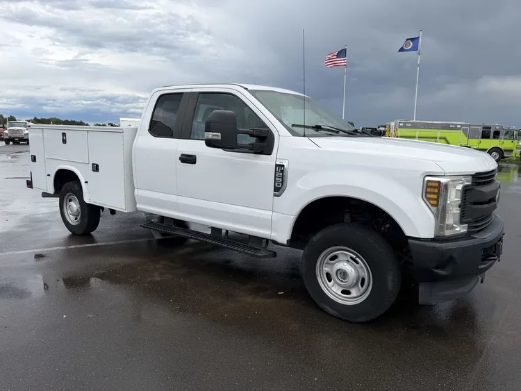Used 2019 FORD F250 SUPER DUTY XL 4X4 Service & Utility Trucks Minnesota US | Carco Truck & Equipment #1514000