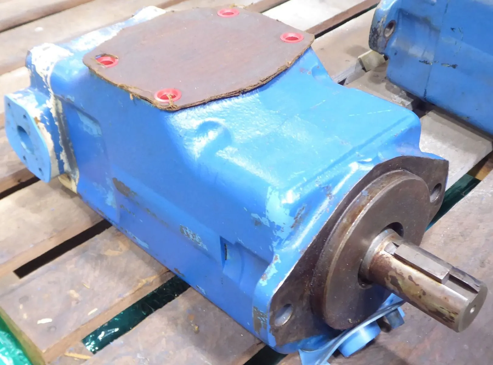 Vickers 4535V-60A38-86DC22R Hydraulic Vane Pump Used