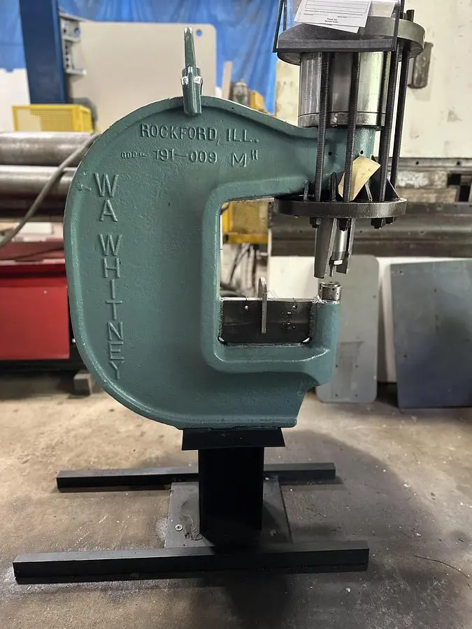 USED W.A. WHITNEY 701-071