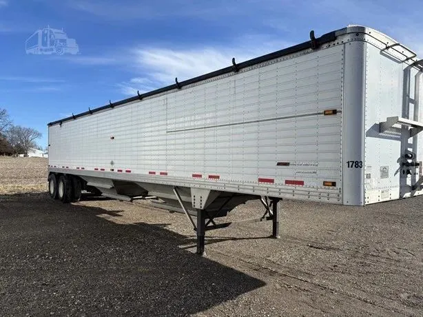 Used 2020 TIMPTE 42-foot Hopper Bottom Grain Hopper Trailers Iowa US | Wind River Equipment Finance LLC #1557938
