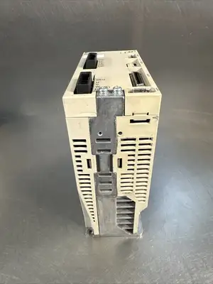 USED Yaskawa Yaskawa CACR-4R4-JS1VA
