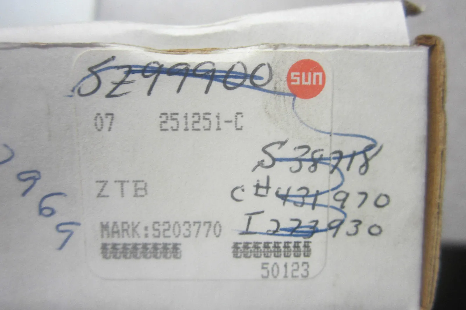 NEW SUN HYDRAULICS 251251-C VALVE (ZTB)
