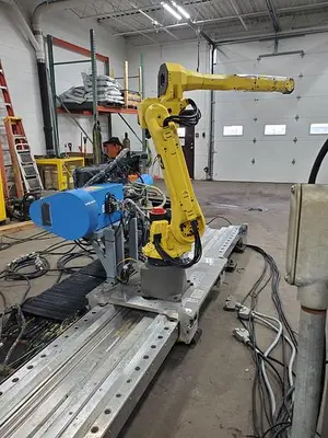 USED 2010 FANUC M-20IA/10L