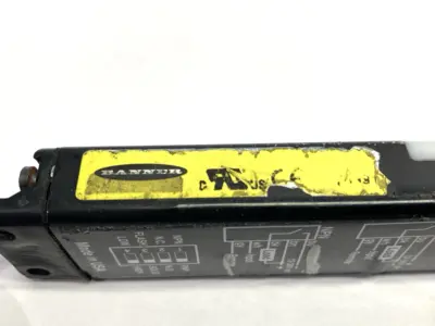Used Banner Single Piece Part Verification Array 5-Pin M12 70990 Photoelectric Sensors Michigan US | Maverick Industrial Sales #1502409