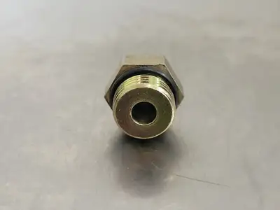 Hydraulic Adapter M-08 ORB X M-06 JIC 1/2" x 3/8" (Bag of 11)