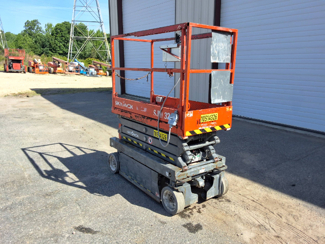 Used 2016 Skyjack SJ3219 Scissor Lifters North Carolina US | Stack Equipment #1080291