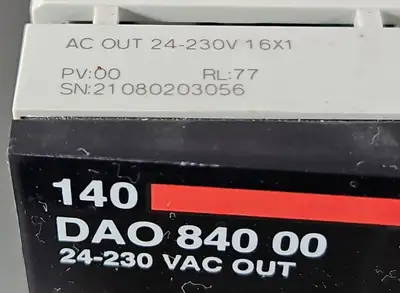 USED Schneider Schneider 140DAO84000