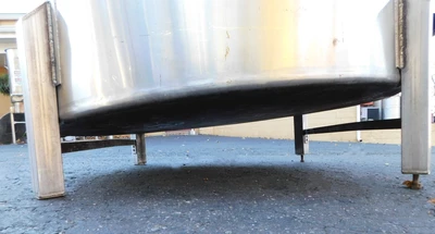 USED SS MIXING TANK 900 GALLON