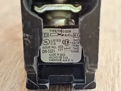 Used SQUARE D QOB120 Switchgears British Columbia CA | Lenmark #1438617