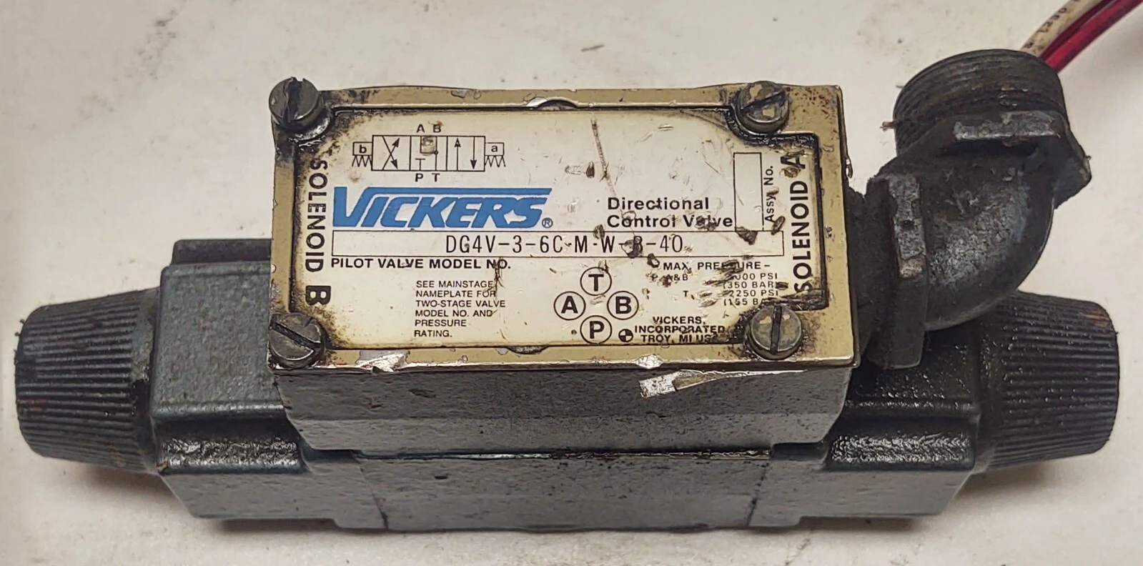 USED VICKERS DG4V-3-6C M-W-B-40