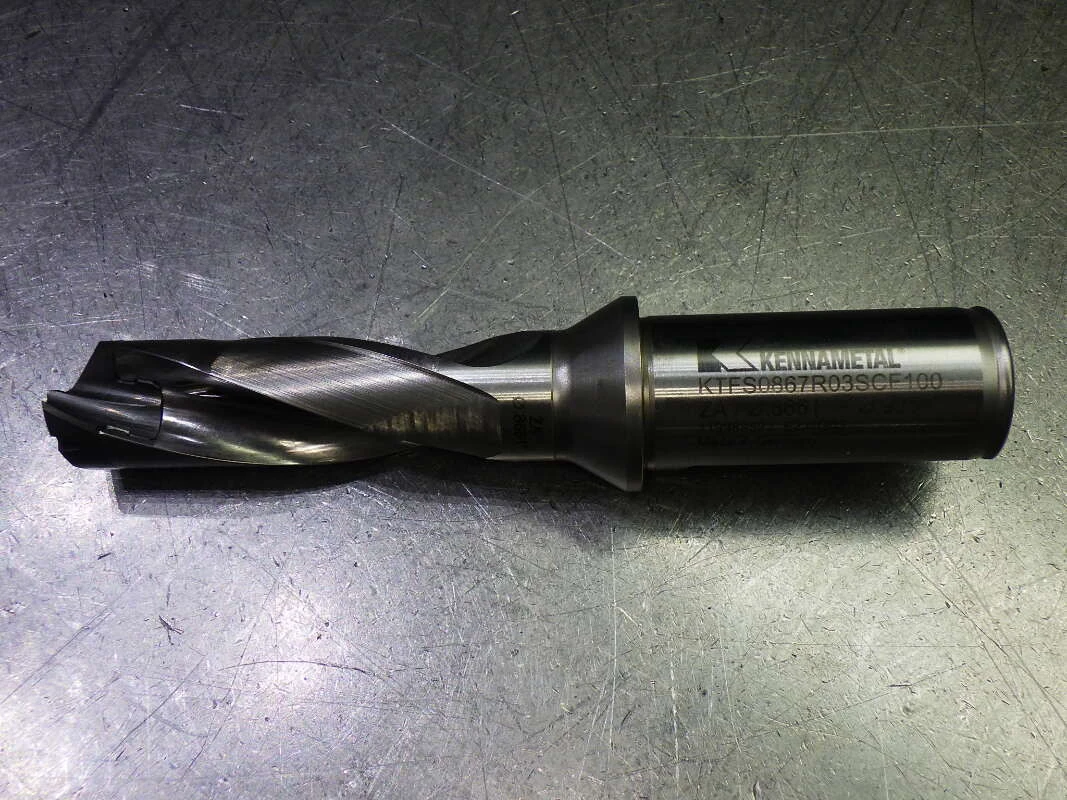 Kennametal .8661-.9054" Coolant Thru 3xD Drill 1" Shank KTFS0867R03SCF100 (LOC3292)