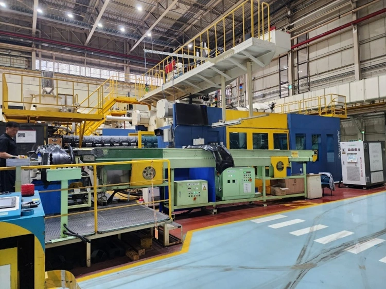 Used 2014 KRAUSS MAFFEI _UNKNOWN_ Injection Molding Machines | TBS Machines #539910