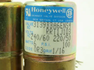 Honeywell Skinner 3139BBA6ENS4 Solenoid 4-Valve Manifold 240V 100 PSI 1/8" NPT