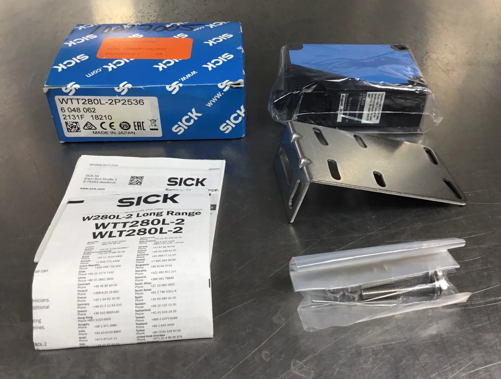 SICK WTT280L-2P2536 6048062 Photoelectric Sensor Switch 5C-21