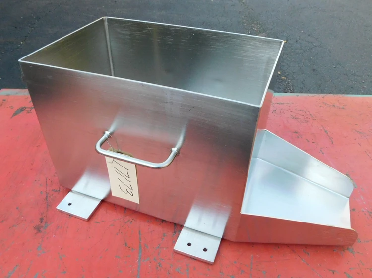Used SANITARY BULK HOPPER .9 CU FT Hoppers New Jersey US | Champion Trading Corporation #423770