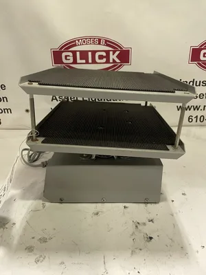 VWR 200 Rocking Platform 14″ x 11″