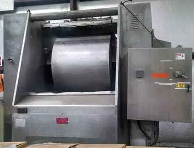 OSHIKIRI 1300 LB CAPACITY HORIZONTAL MIXER