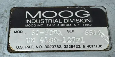 USED MOOG 62-307A SERVO VALVE 189-127F1