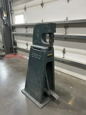 Erco Foot Pedal Nibbler / Stretcher