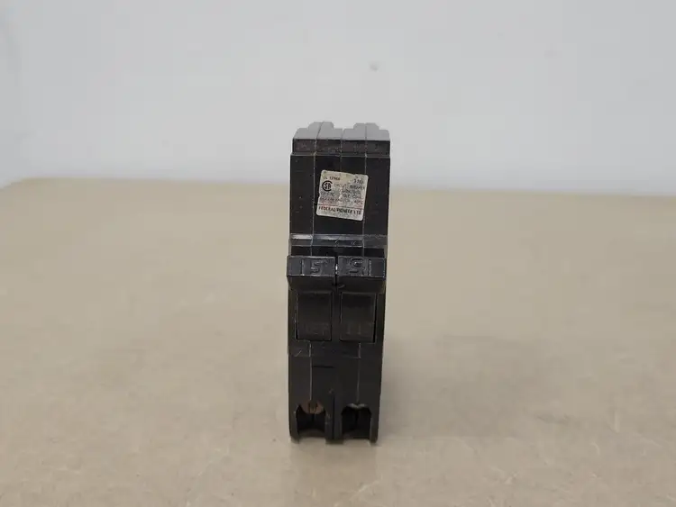 Used FEDERAL PIONEER NC215 Switchgears British Columbia CA | Lenmark #239836