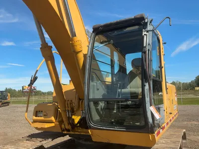 Used 2005 JOHN DEERE 200C LC Crawler Excavators Michigan US | Miedema Asset Management Group #1444936