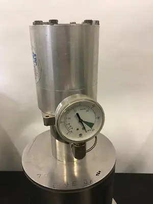 P-E ULTEK CRYO PUMP DISPLEX DE-202