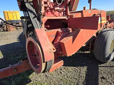 USED 1990 NEW HOLLAND 515
