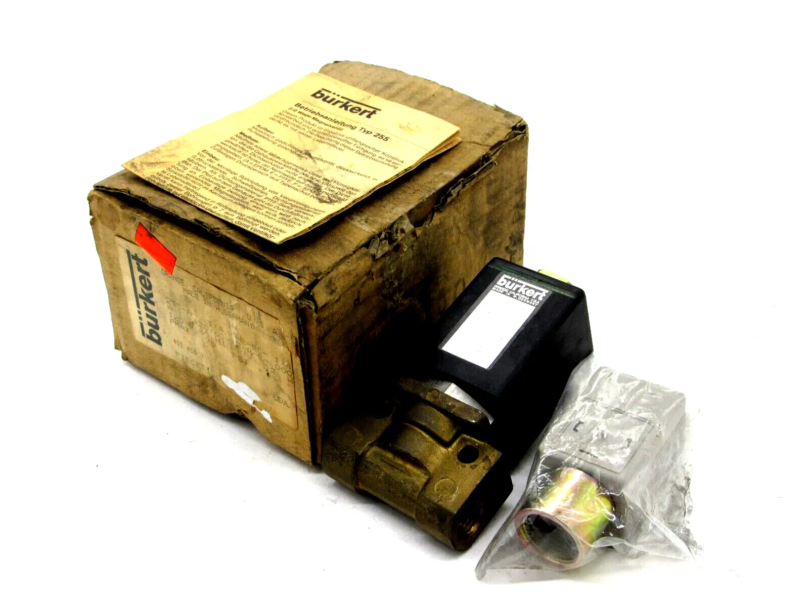 NEW BURKERT 255-A-1/4-B-BR-1/4 SOLENOID VALVE 452456Y 255A14BBR14