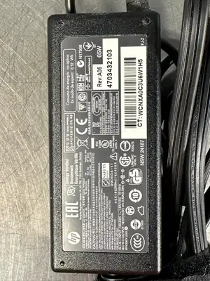 Hp 677774-001 693711-001 PA-1650-32HJ AC Power Adapter 19.5V 3.33A (2.3.1)