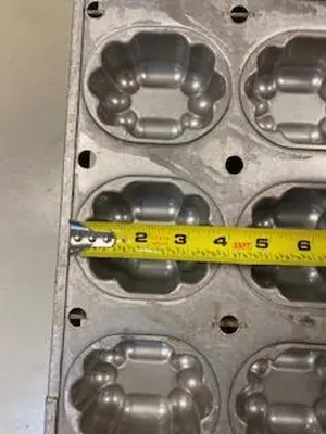 FANCY SHORTCAKE PAN