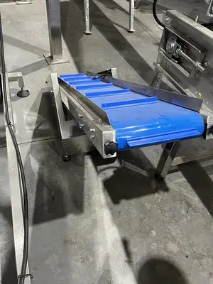 Incline Cleated Take-Away Conveyor