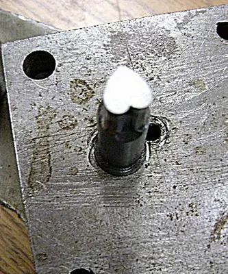 1575-390 Stamping Press Tool And Die To Make Small Heart- Jewelry Pendant