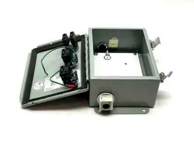 Continuous Hinge Enclosure | Hoffman A806CH  w/ Allen Bradley Pushbuttons - Used