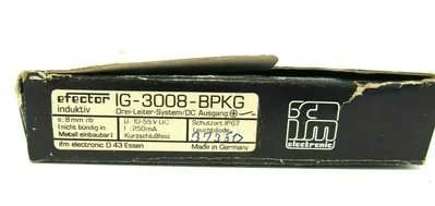 NEW EFECTOR IG-3008-BPKG PROXIMITY SWITCH IG3008BPKG