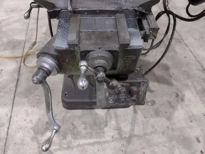 1.5 HP BRIDGEPORT SERIES I VERTICAL MILL / MILLING MACHINE: STOCK #20702