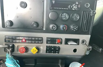 Used FREIGHTLINER CASCADIA (PT126 Conventional trucks Illinois US | Mitsubishi HC Capital America #1362647