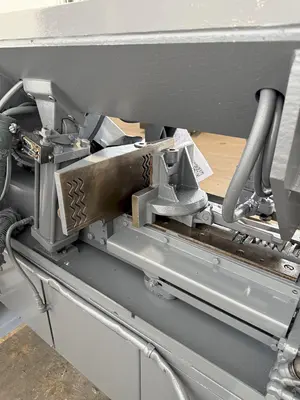 USED AMADA HA250SA