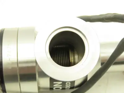 MDC KAV-100-P-02 Pneumatic Angle Solenoid Valve High Vacuum 1" Connection