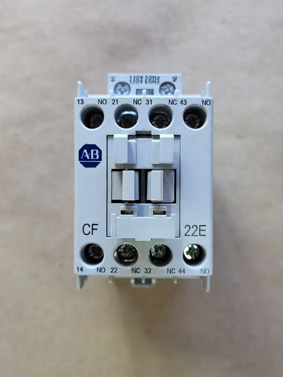 New | in-Stock ALLEN-BRADLEY 700-CF220 Misc Electrical & Power Parts British Columbia CA | Lenmark #249423