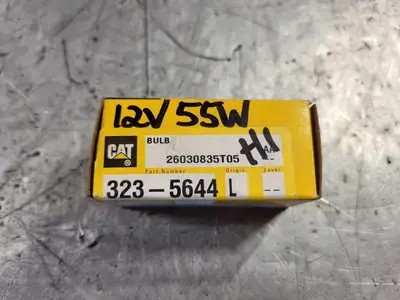 NEW CATERPILLAR 323-5644