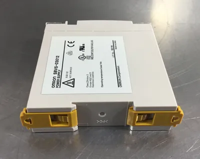 Omron S8VS-03012 DIN Rail Switching Power Supply 12VDC 2.5A output 4E-18