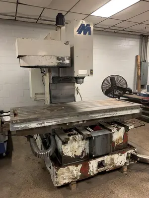 MILLTRONICS RH-33 CNC VERTICAL MACHINING CENTER