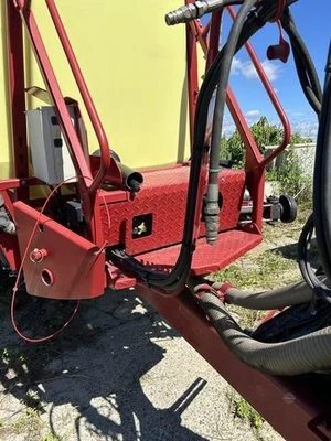 Used 2011 HARDI NAVIGATOR 3500 Sprayers Maine US | Beauregard Equipment #1511352