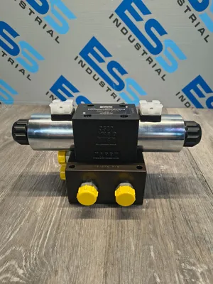 Used PARKER D3FBA32MC0NKW018 Solenoid Valves South Carolina US | ESS Industrial Equipment Sales #1267177