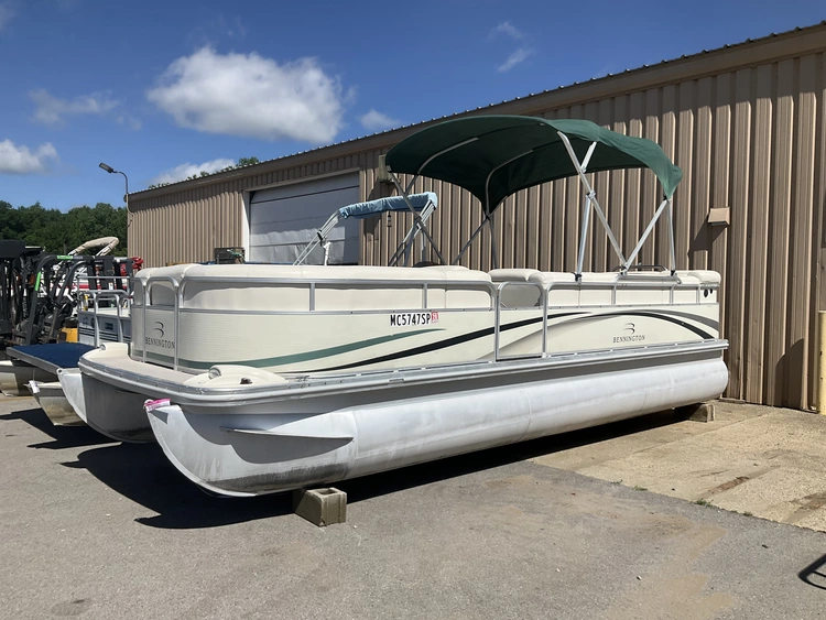 Used 2004 BENNINGTON 2280 RL Boats (Misc) Michigan US | Miedema Asset Management Group #1248694