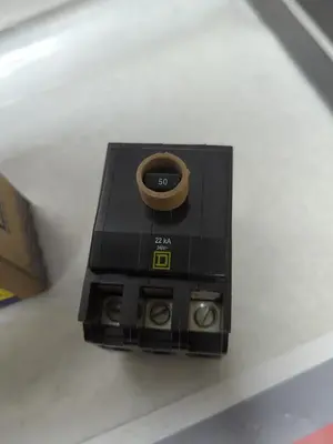 New | in-Stock SQUARE D QOB350VH Circuit Breakers | Surplus Asset Holdings #1189507