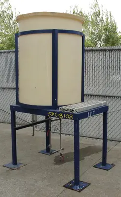 SPC8108  Tank 200 gallon vertical tank, poly