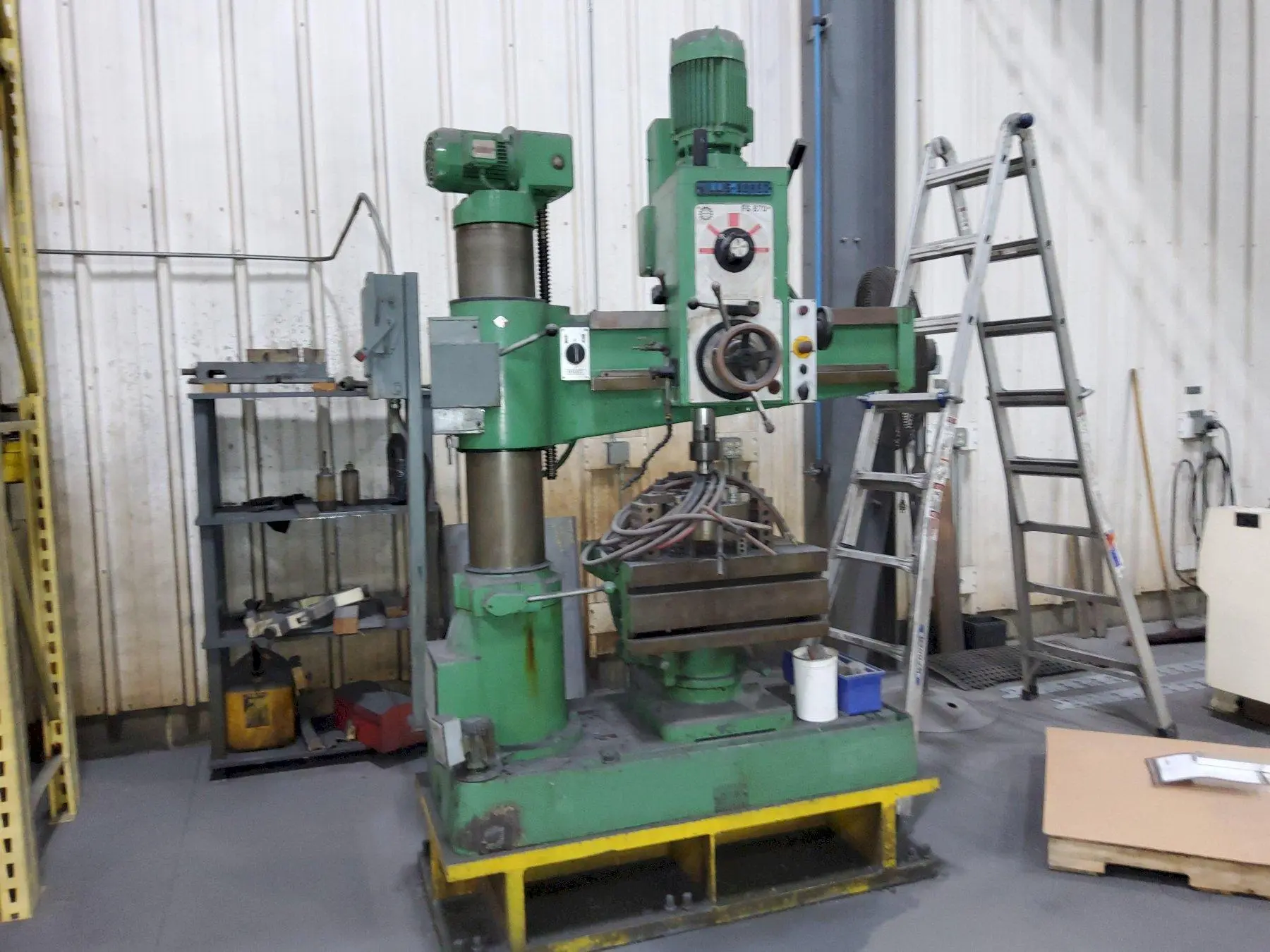 3' X 9" WILLIS BERGO BERGONZI MODEL #FS870 RADIAL ARM DRILL: YOBRO #25326