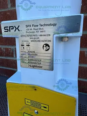 NEW SPX FLOW X5S50 SANITARY CLOCKWISE MIXER W/ LIGHTNIN .5 MOTOR, 1725 RPM